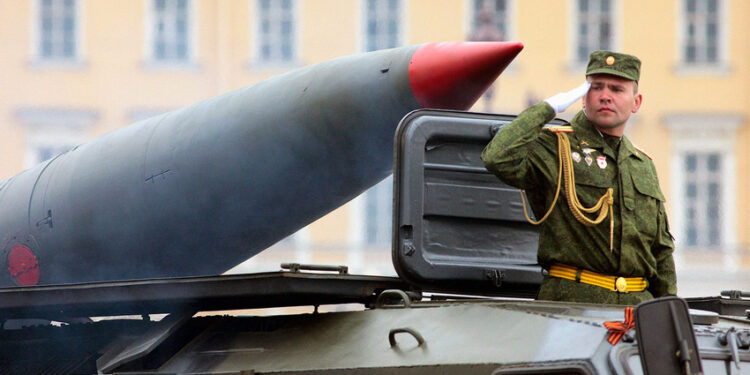 Guerre Russie-Ukraine : Combien d&rsquo;armes nucléaires la Russie possède-t-elle ?