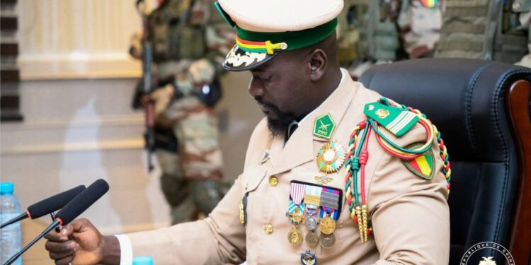 Col. Doumbouya dissout neuf conseils communaux (Décret)