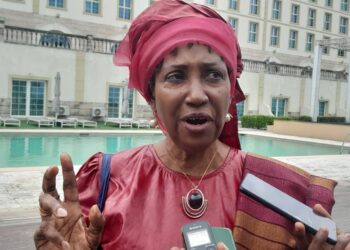 Assainissement à Conakry : l’avis de Hadja Aicha Barry, Présidente de la coalition guinéenne des femmes pour les mines et le développement durable (COGUIFEMINES)